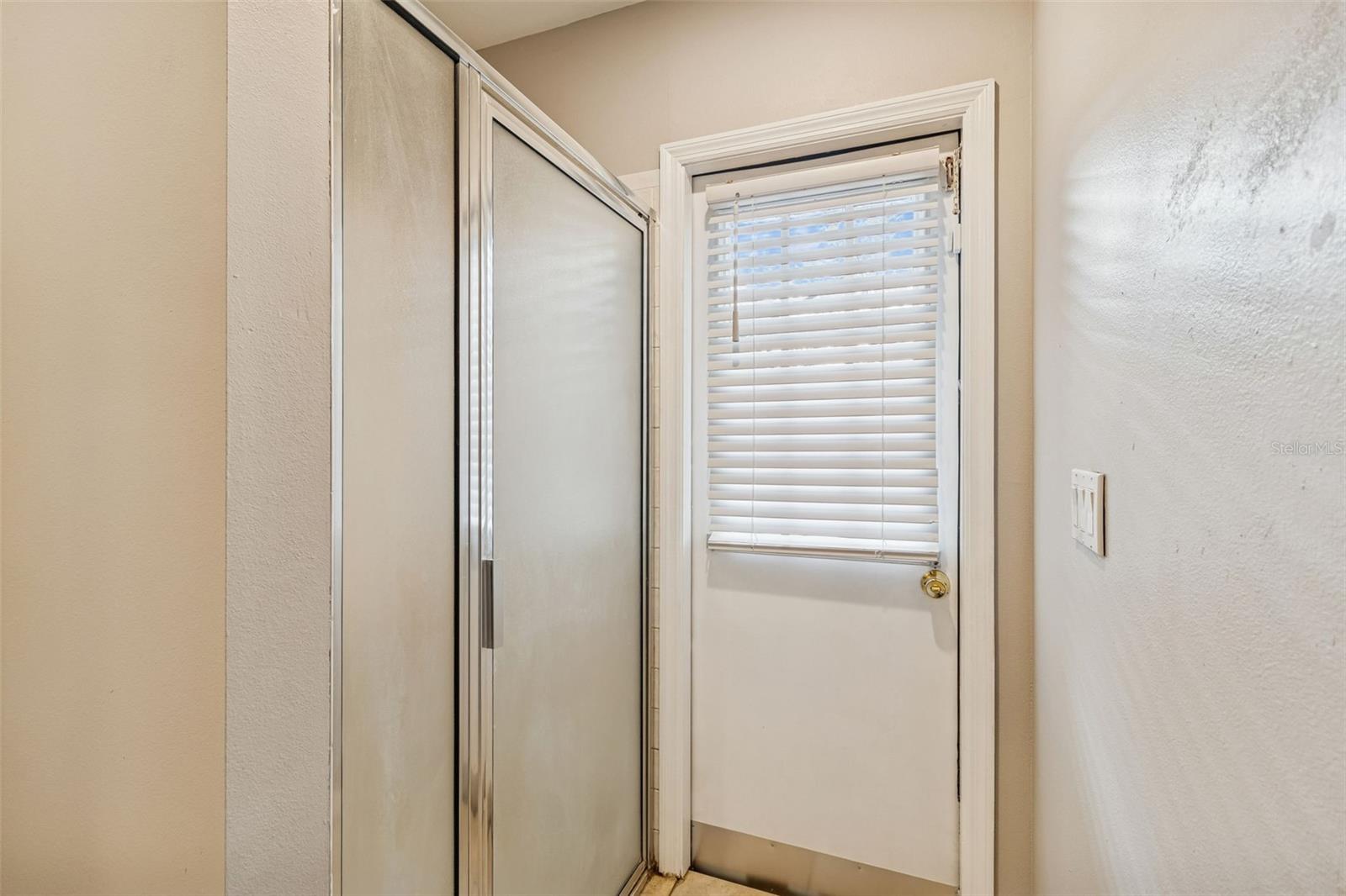 CHAPMAN MANORS - Residential