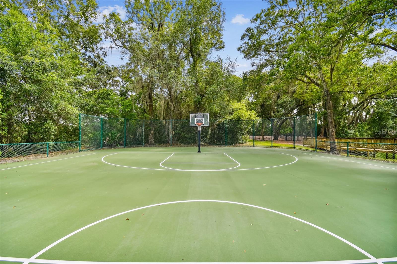 CHAPMAN MANORS - Residential