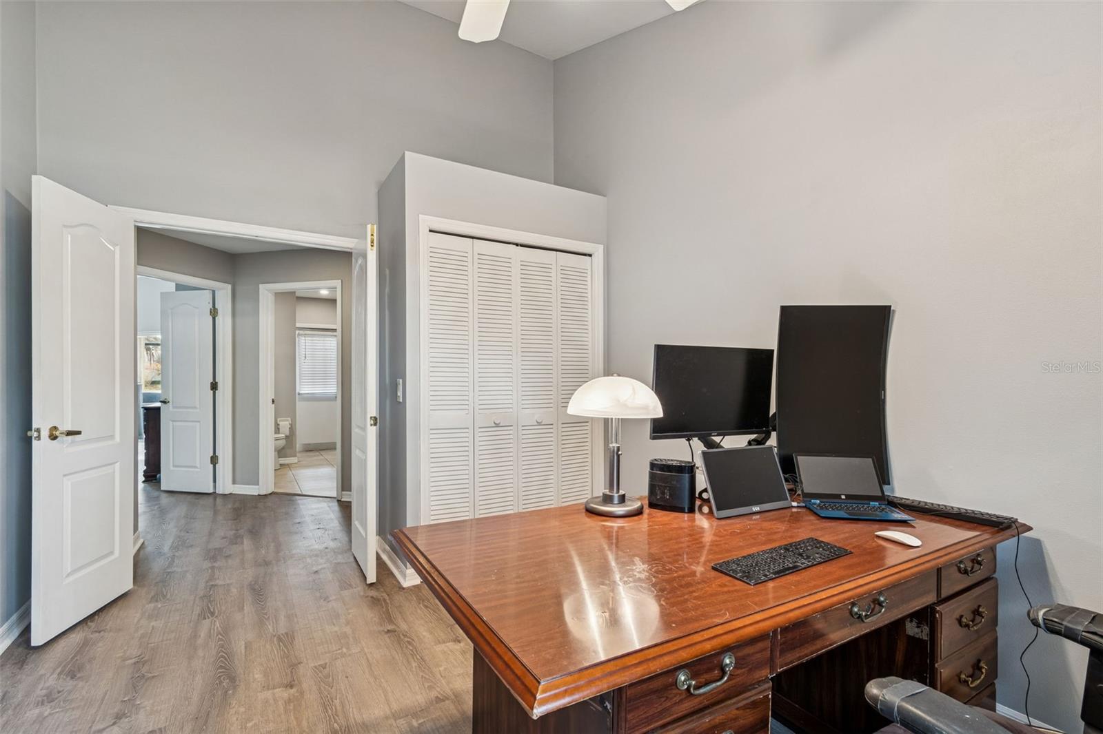 CHAPMAN MANORS - Residential