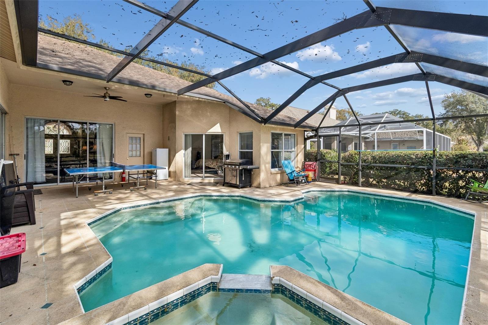 CHAPMAN MANORS - Residential