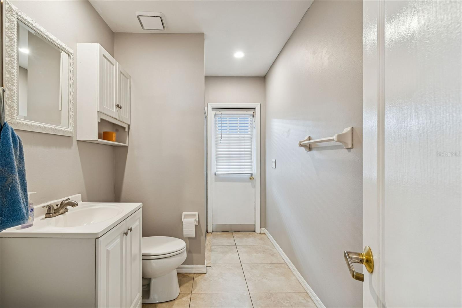 CHAPMAN MANORS - Residential