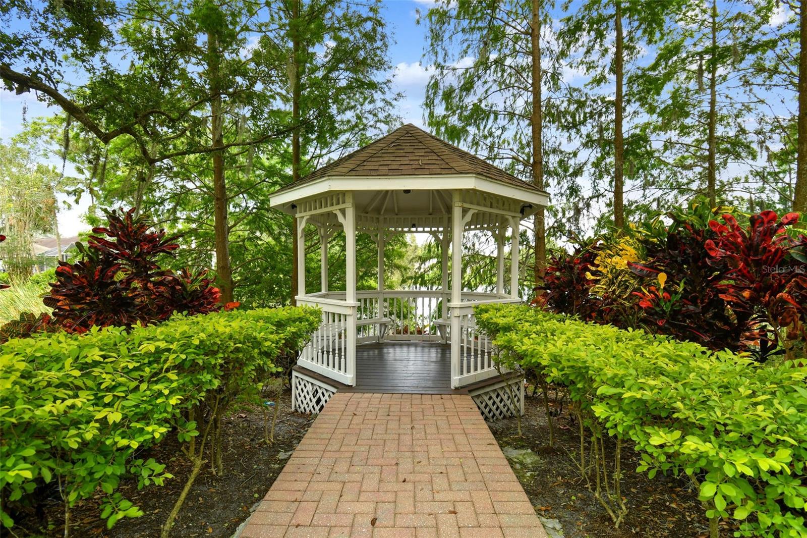 CHAPMAN MANORS - Residential