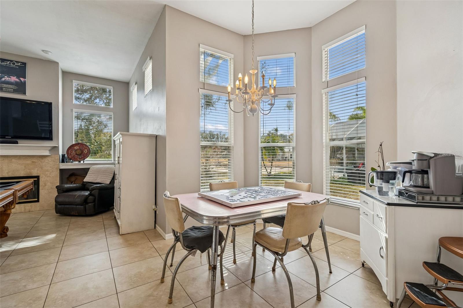 CHAPMAN MANORS - Residential