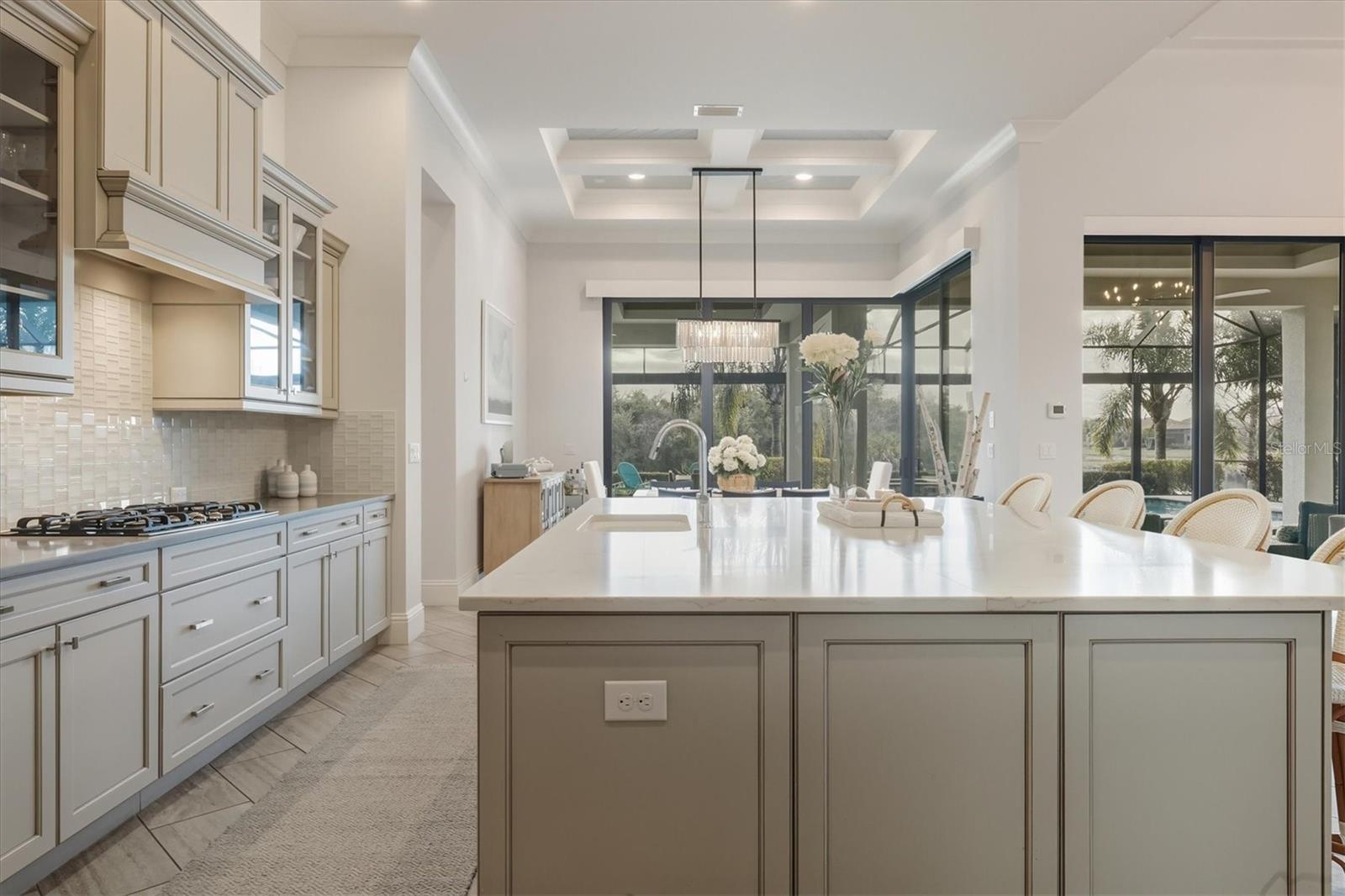 COUNTRY CLUB EAST AT LAKEWD RNCH UU2 - Residential