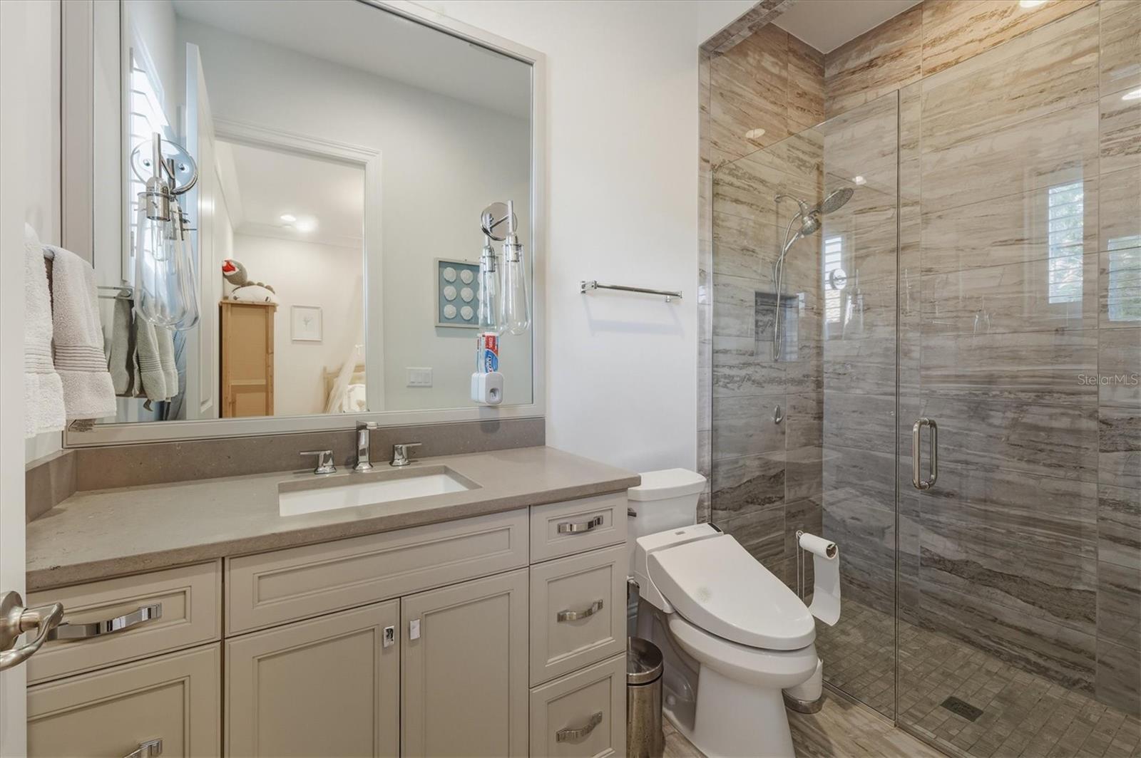 COUNTRY CLUB EAST AT LAKEWD RNCH UU2 - Residential