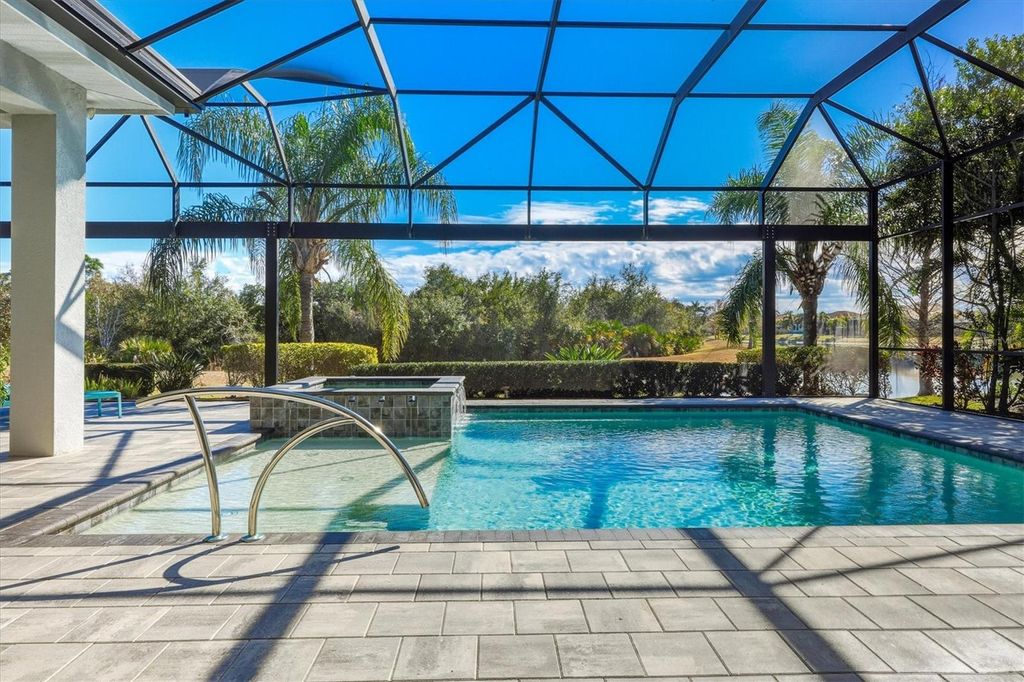 Photo of 7473 Seacroft Cove, Bradenton, FL 34202 (MLS # A4686729)