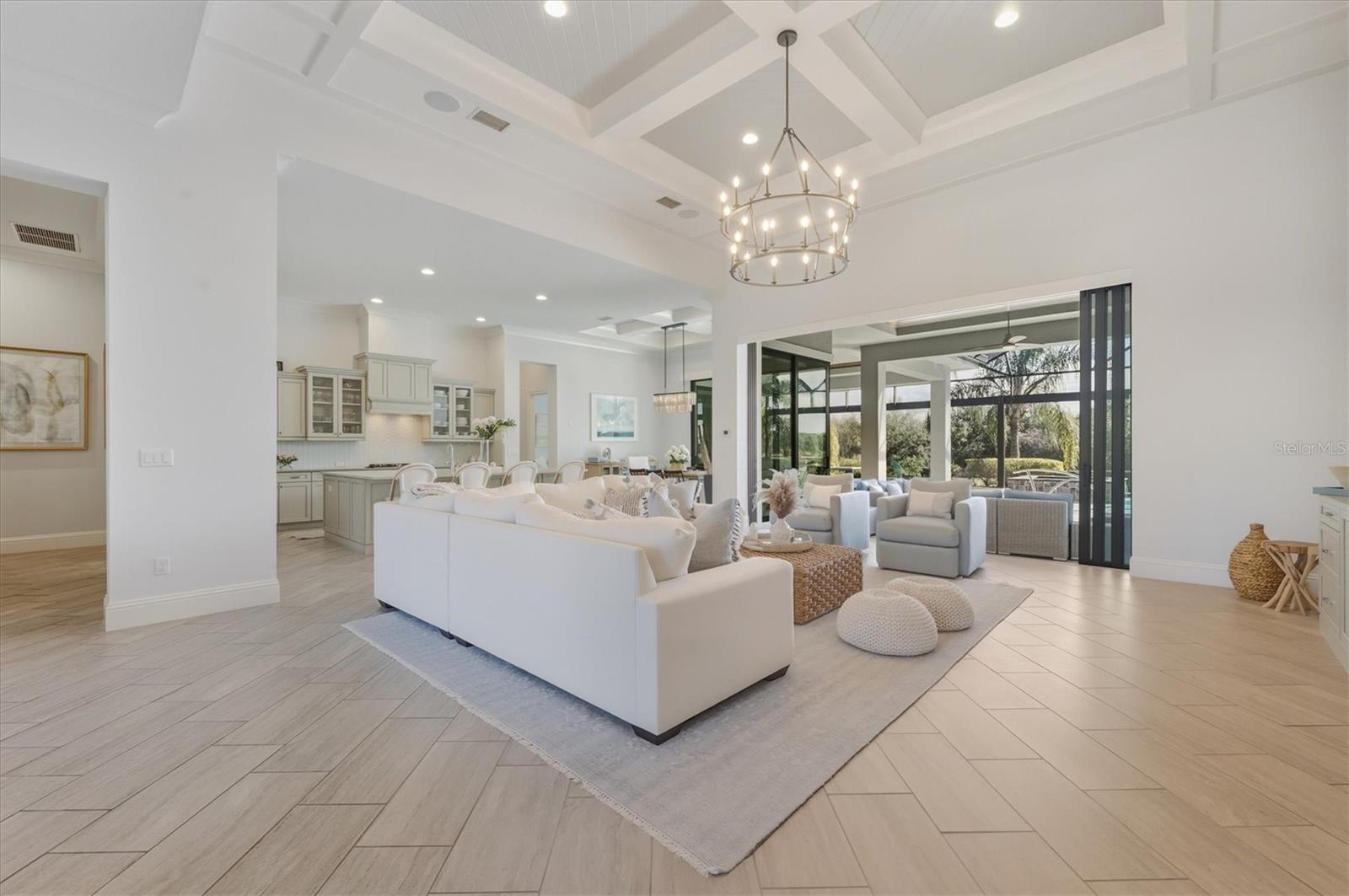 COUNTRY CLUB EAST AT LAKEWD RNCH UU2 - Residential