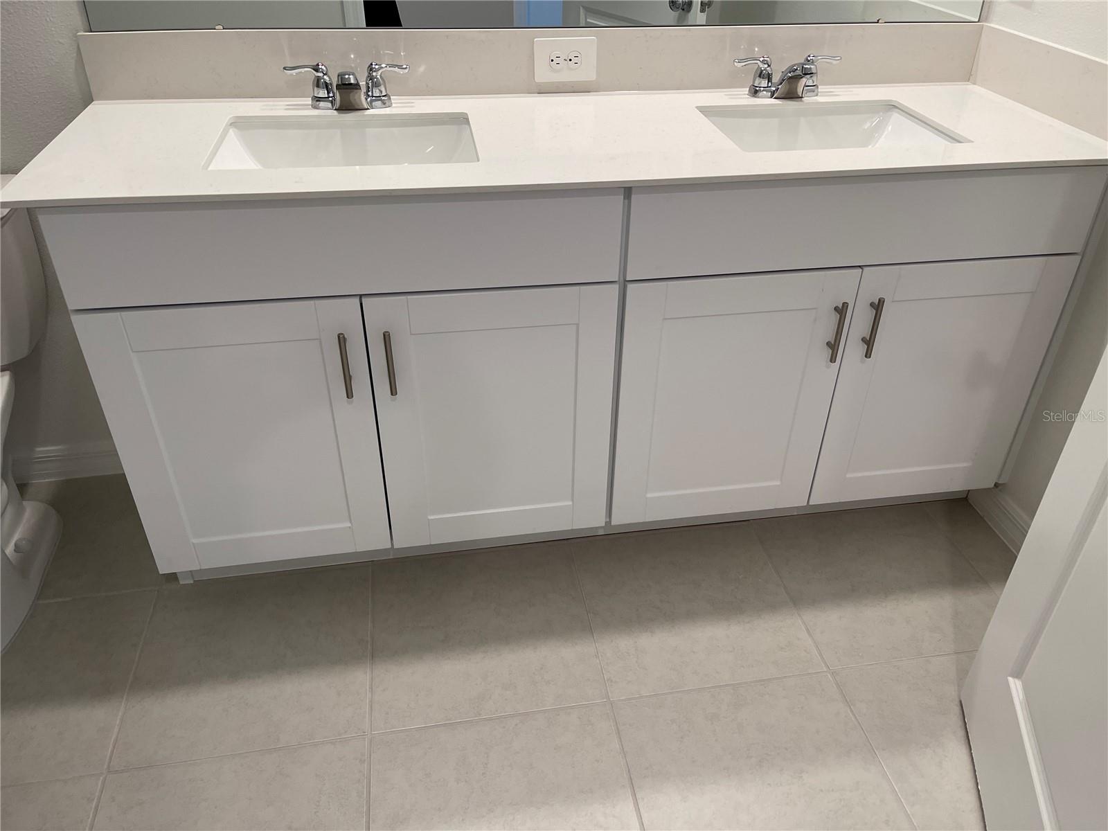 TOWNES/WINDSONG - Residential Lease