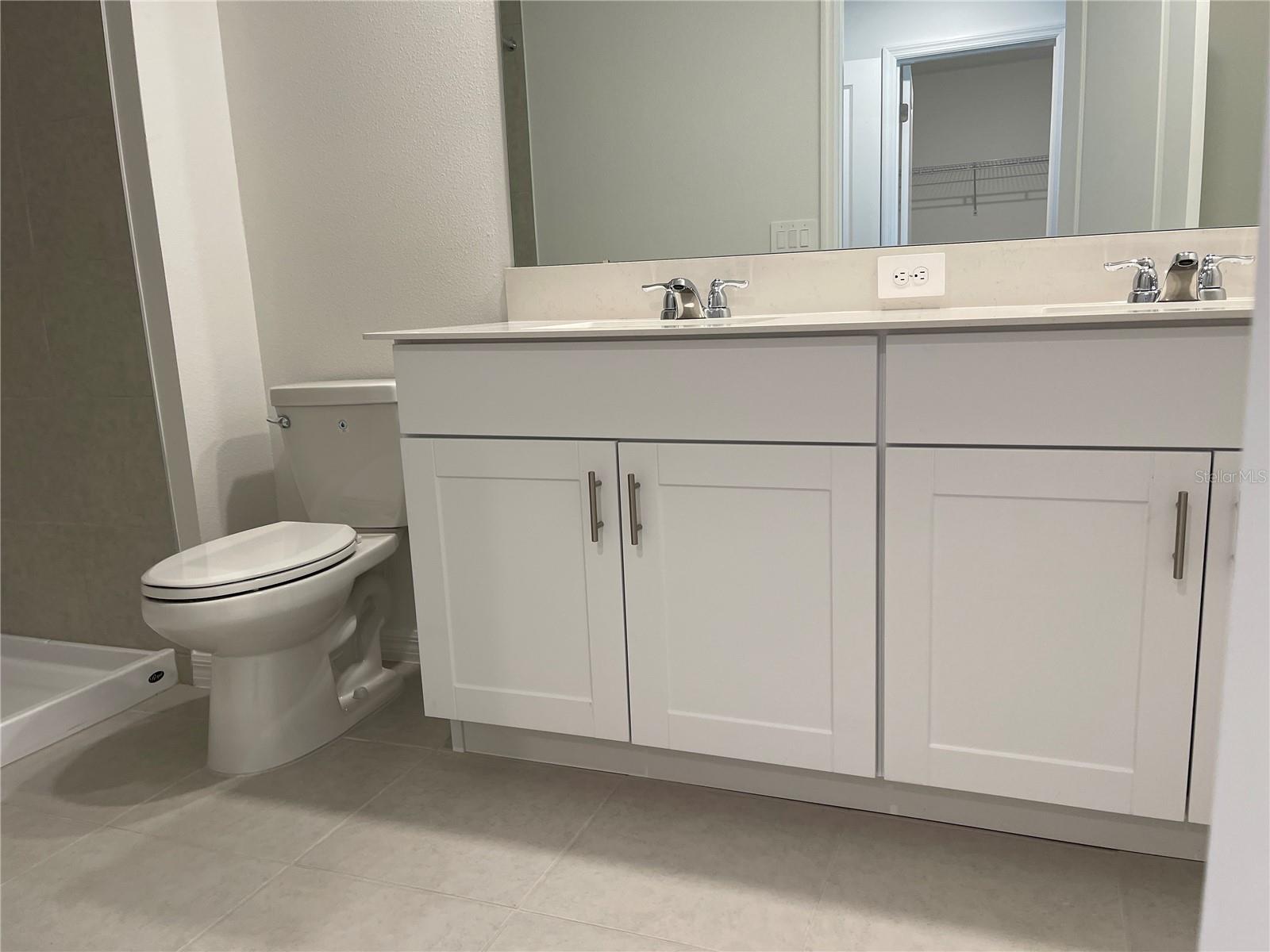 TOWNES/WINDSONG - Residential Lease