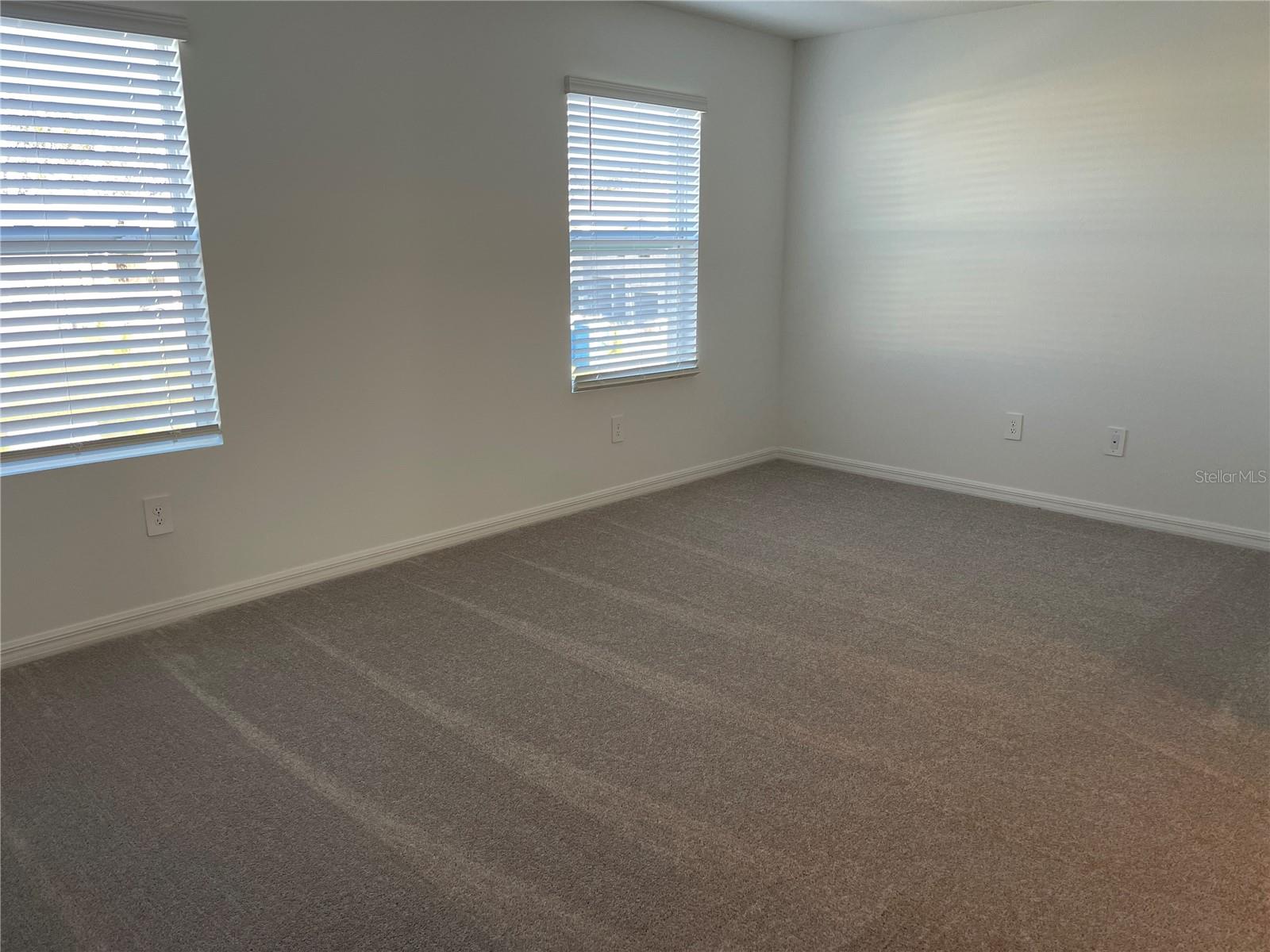 TOWNES/WINDSONG - Residential Lease