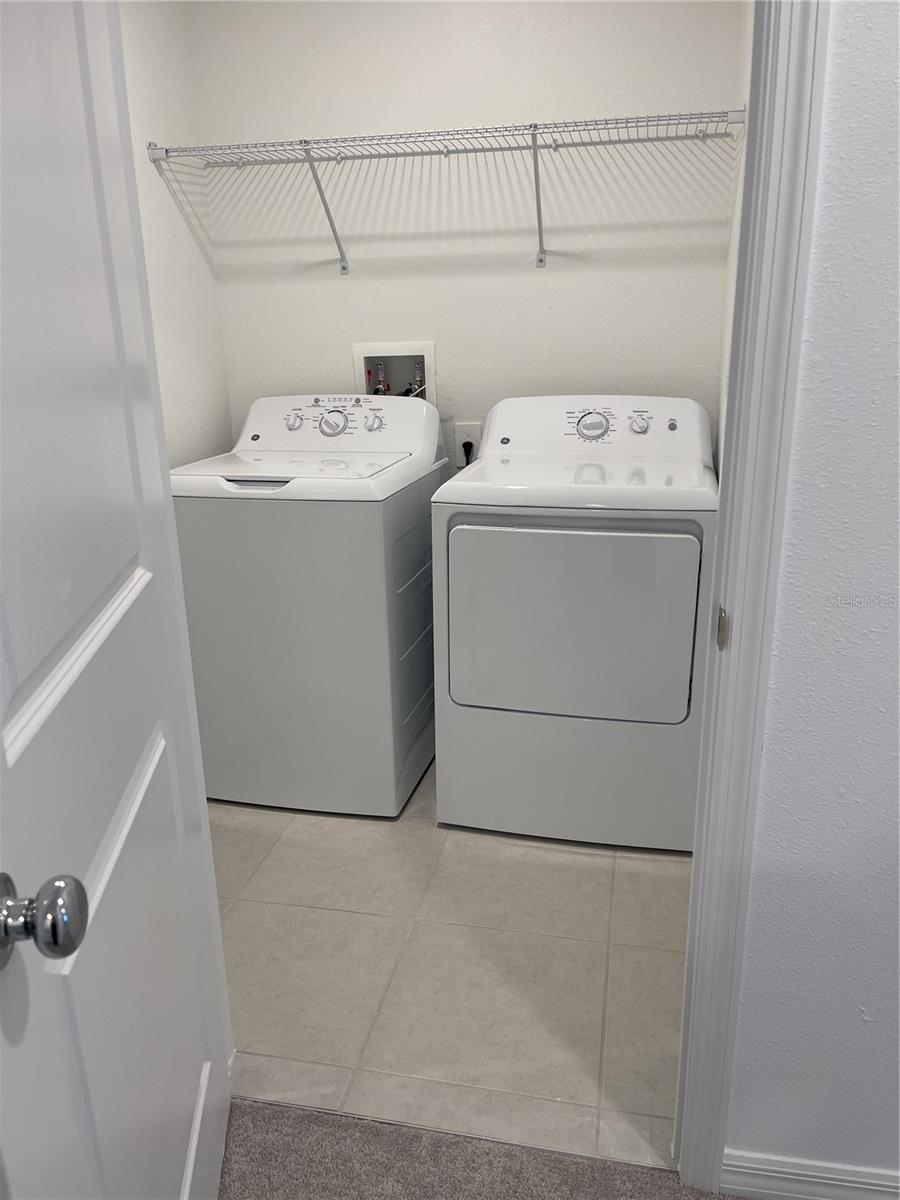 TOWNES/WINDSONG - Residential Lease