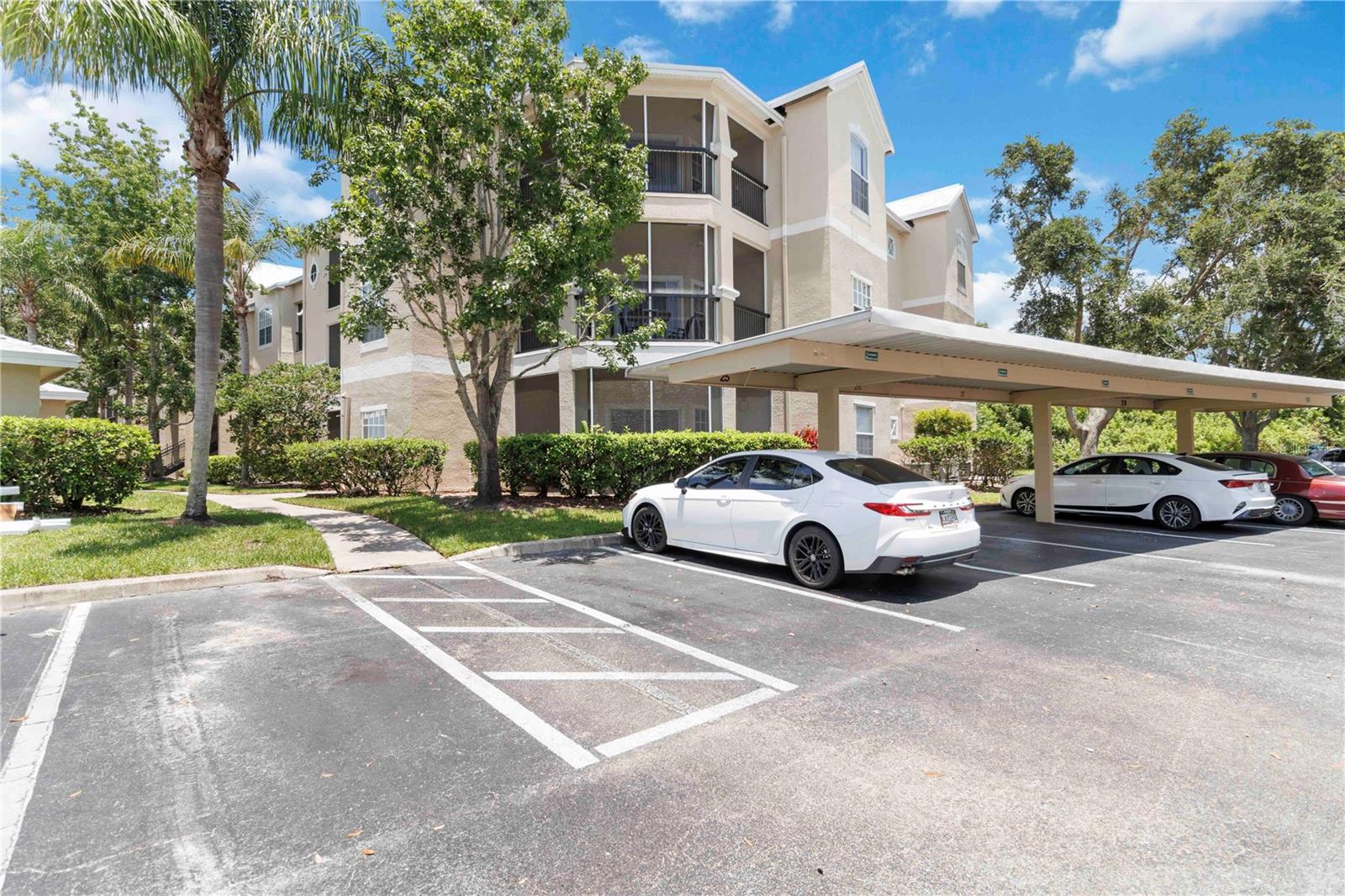 5146 NORTHRIDGE ROAD 305