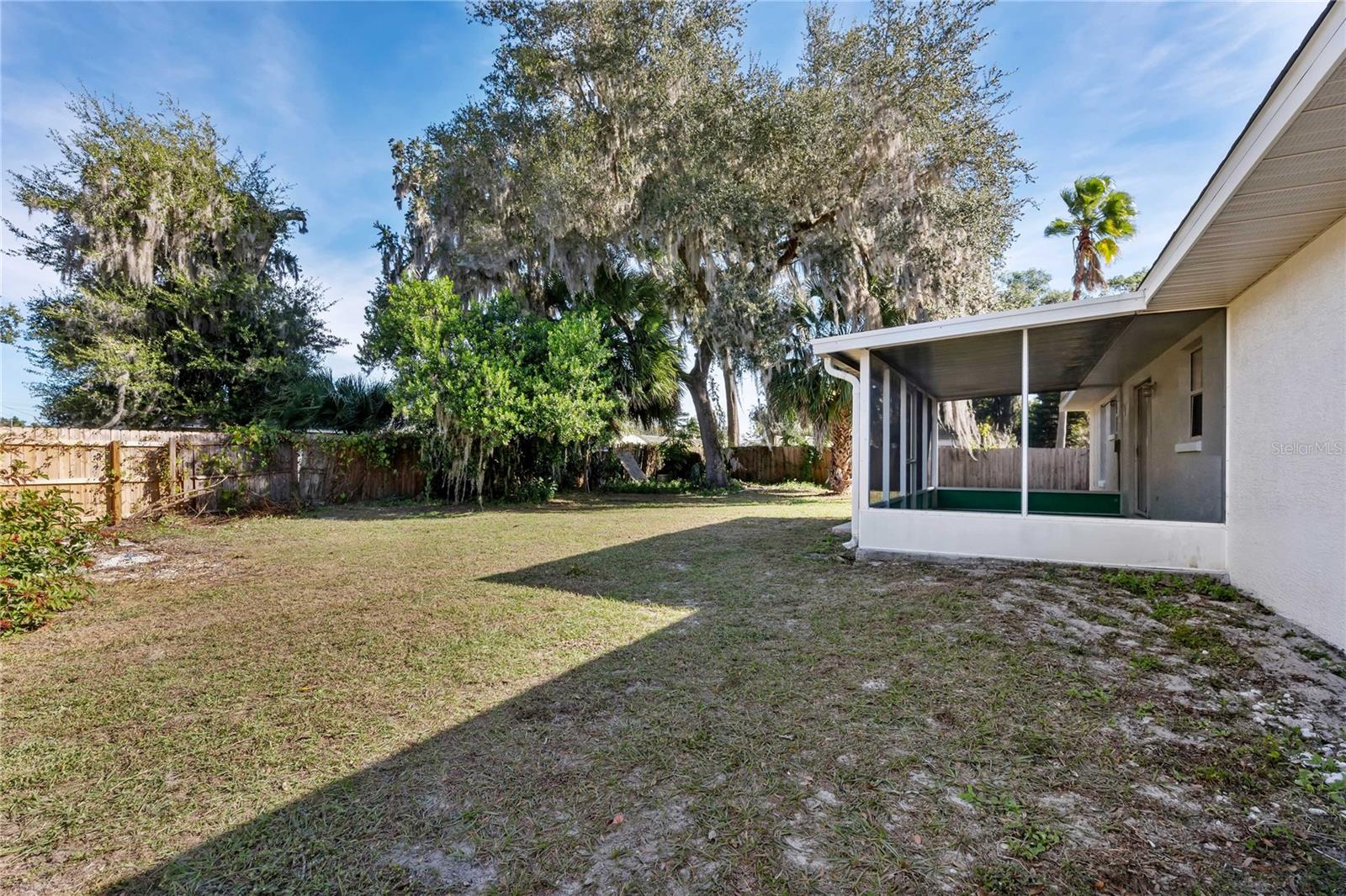 HOLIDAY HAVEN - Residential