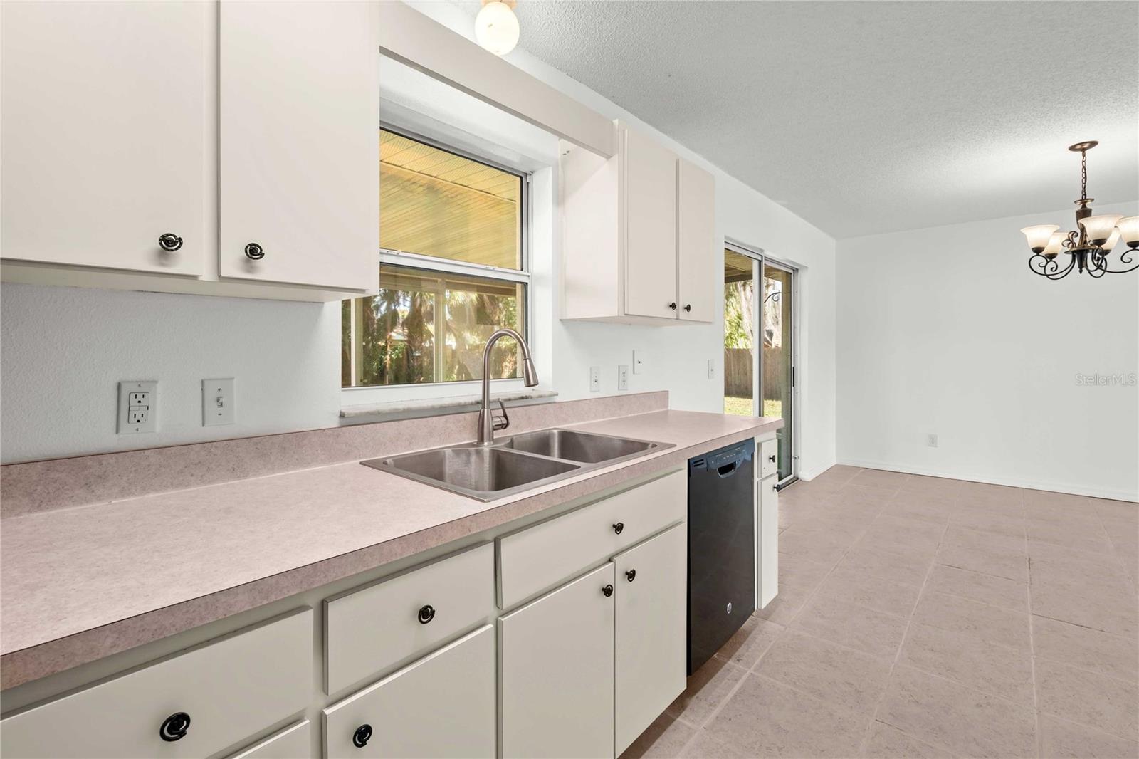 HOLIDAY HAVEN - Residential