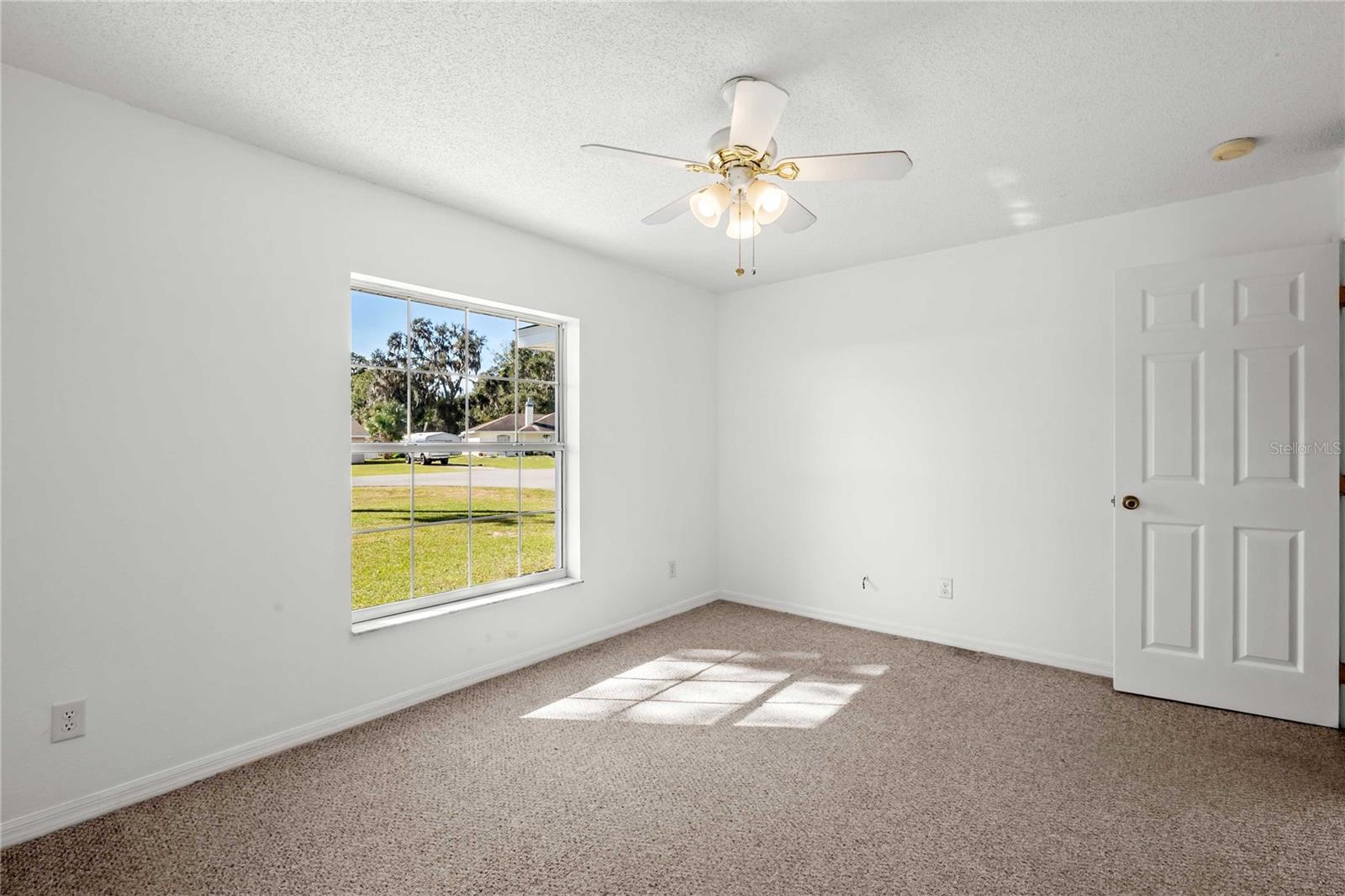 HOLIDAY HAVEN - Residential