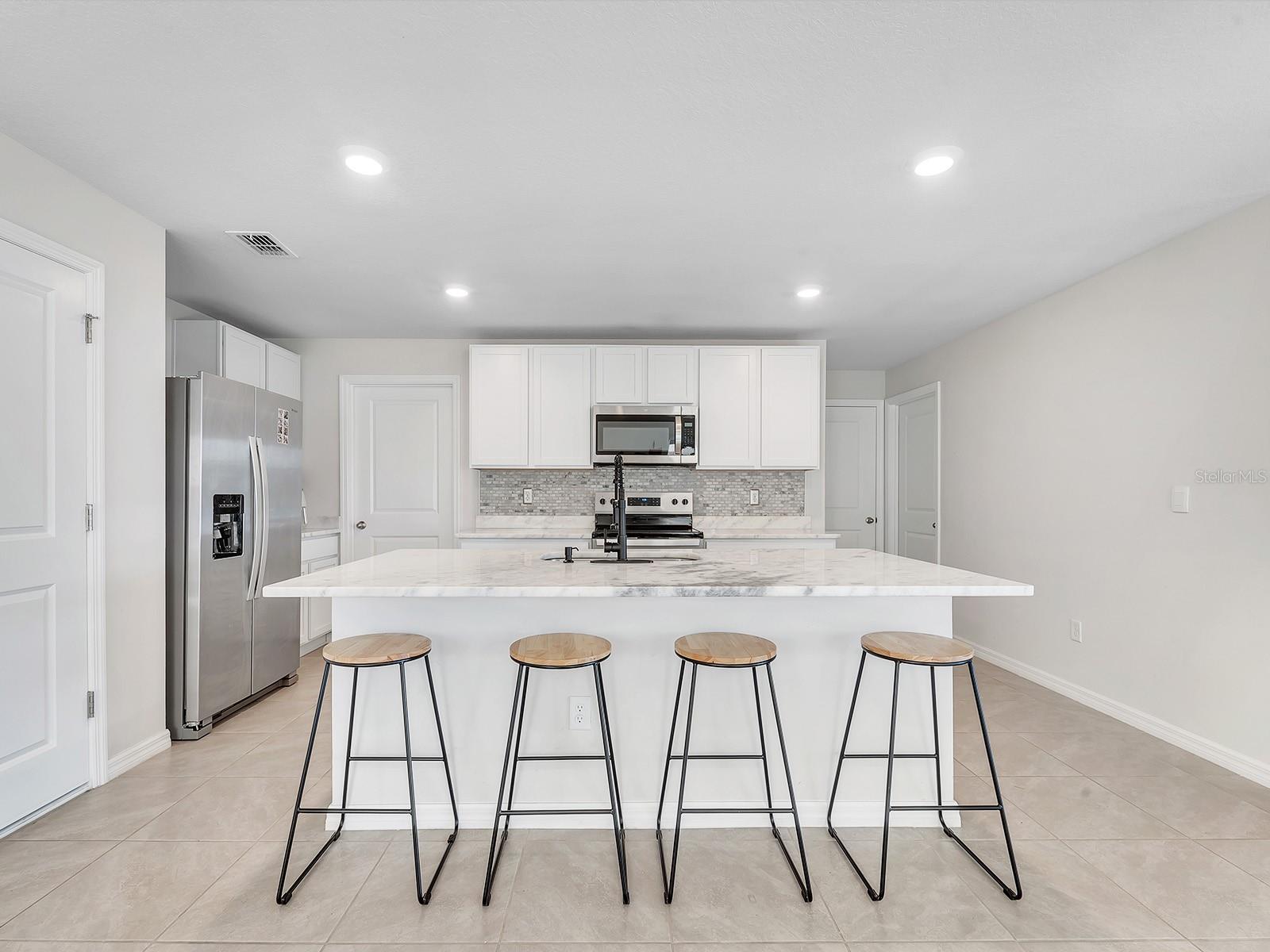 EVERGREEN PH II - Residential Lease