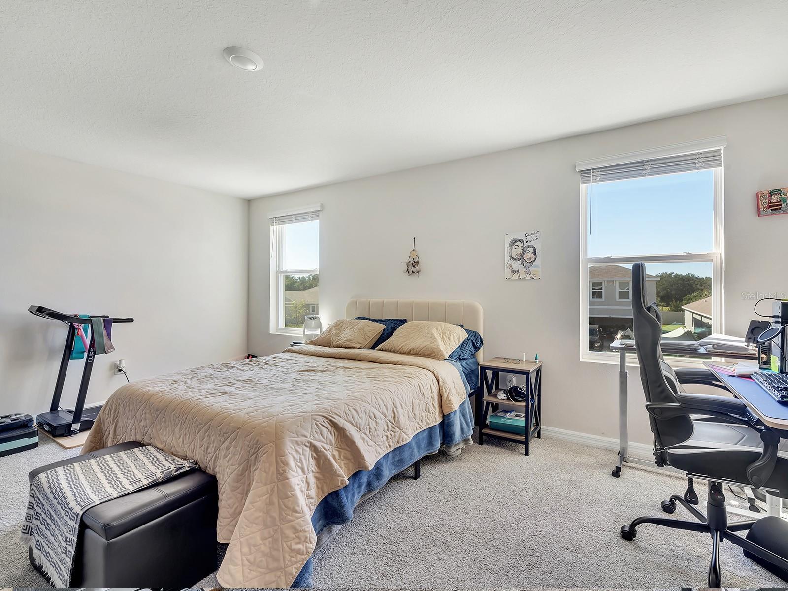 EVERGREEN PH II - Residential Lease