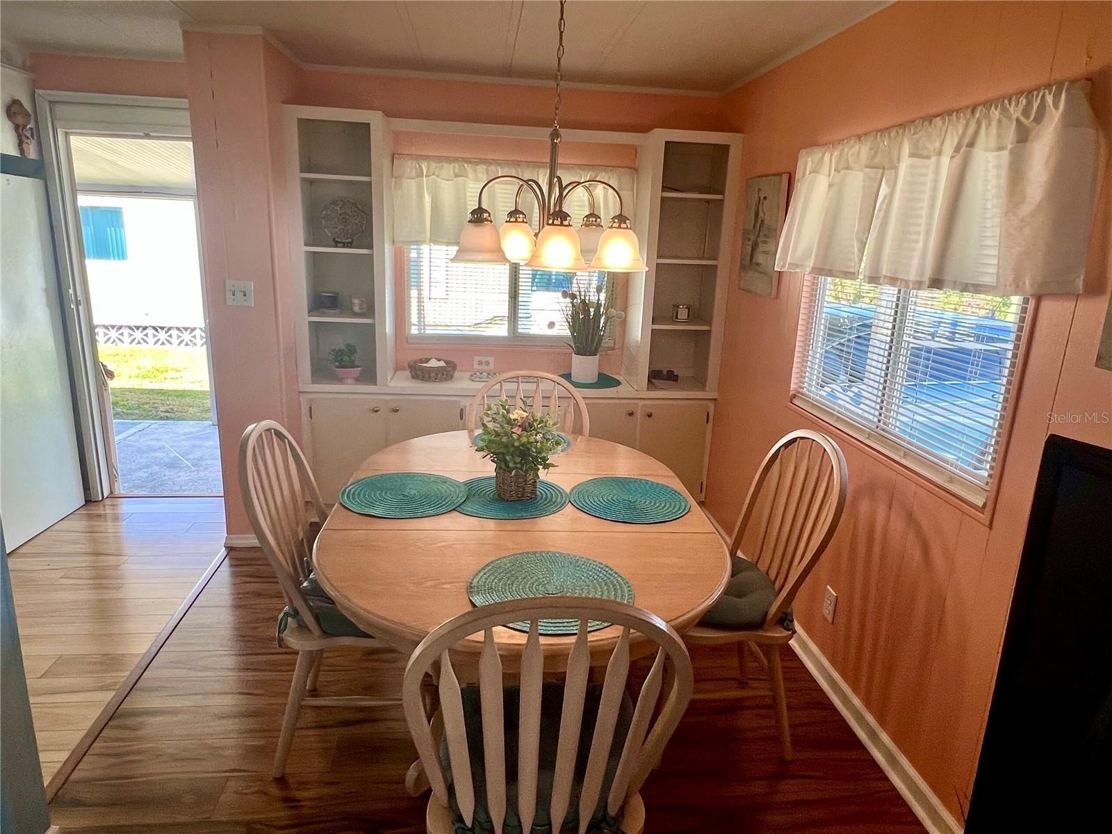 VENETIAN ESTATES - Residential