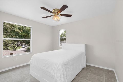 Single Family Residence in ORLANDO FL 10125 FOXHURST COURT 29.jpg