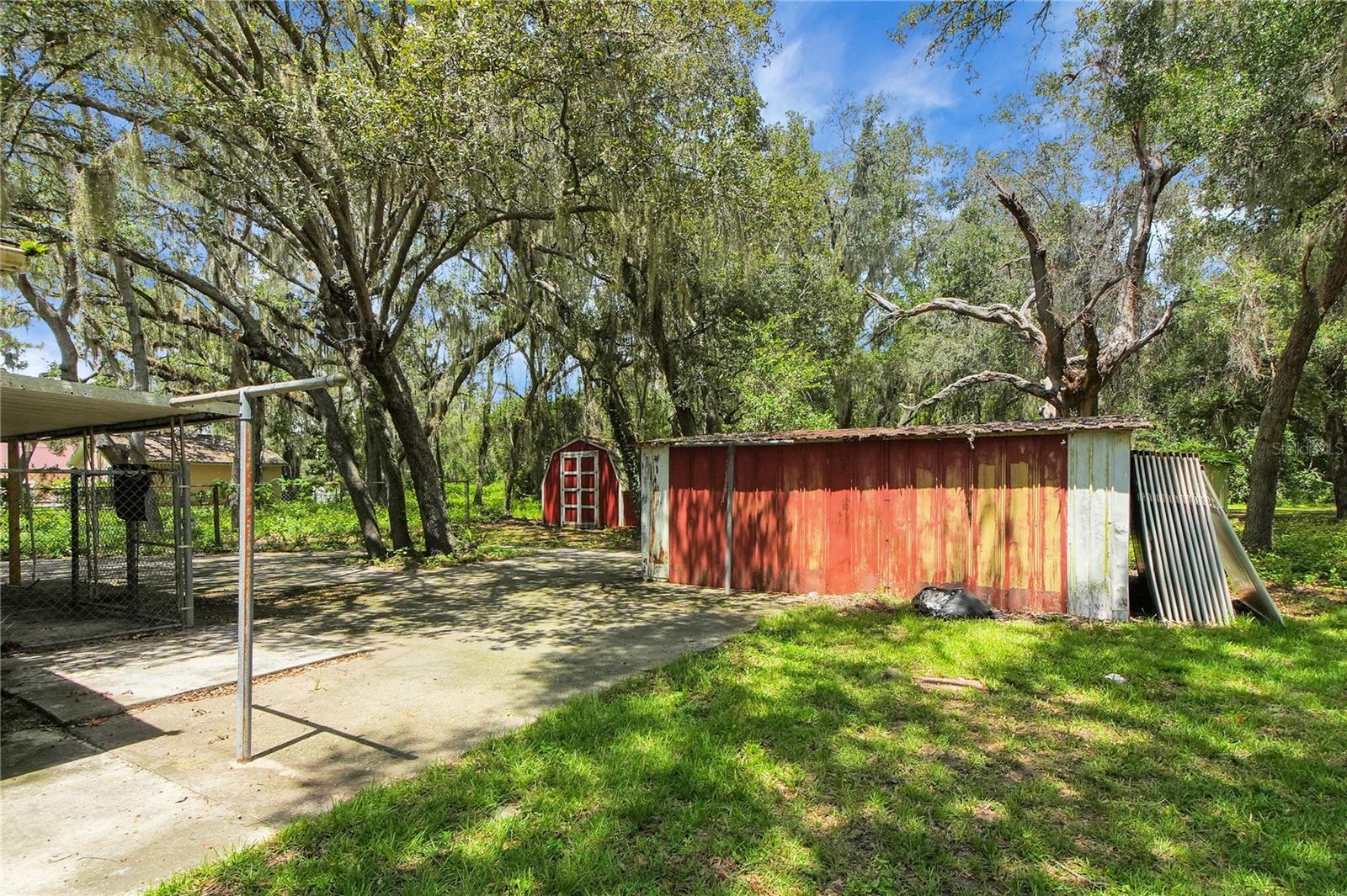 CATHEDRAL ARCH ESTATES - Residential