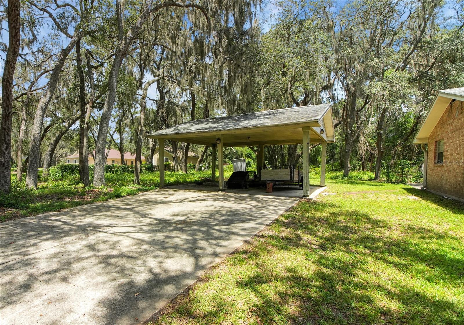 CATHEDRAL ARCH ESTATES - Residential