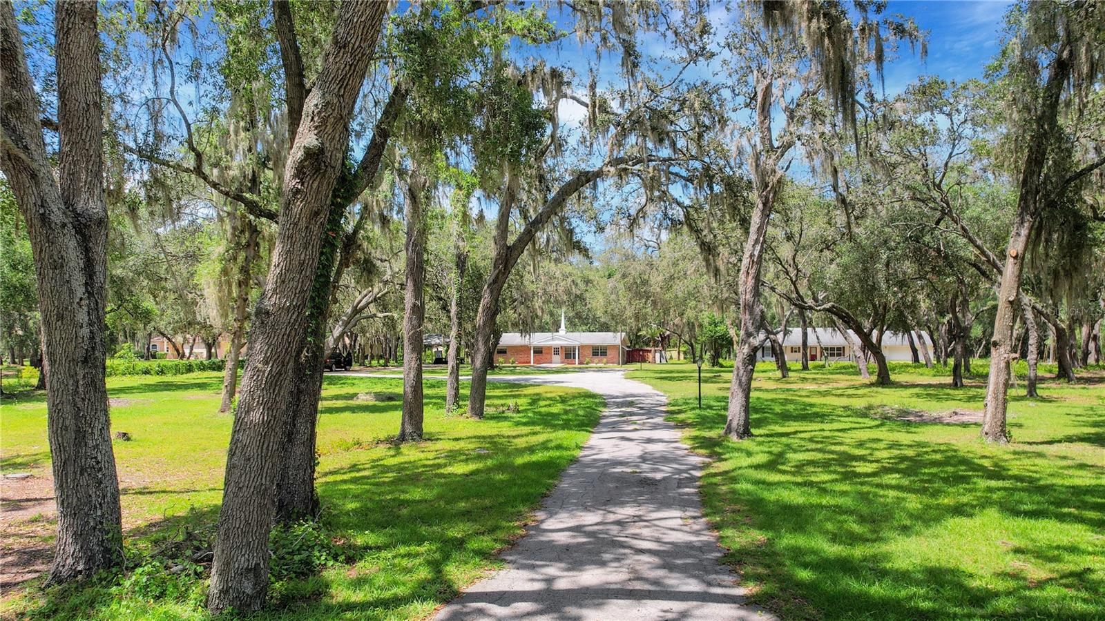 CATHEDRAL ARCH ESTATES - Residential