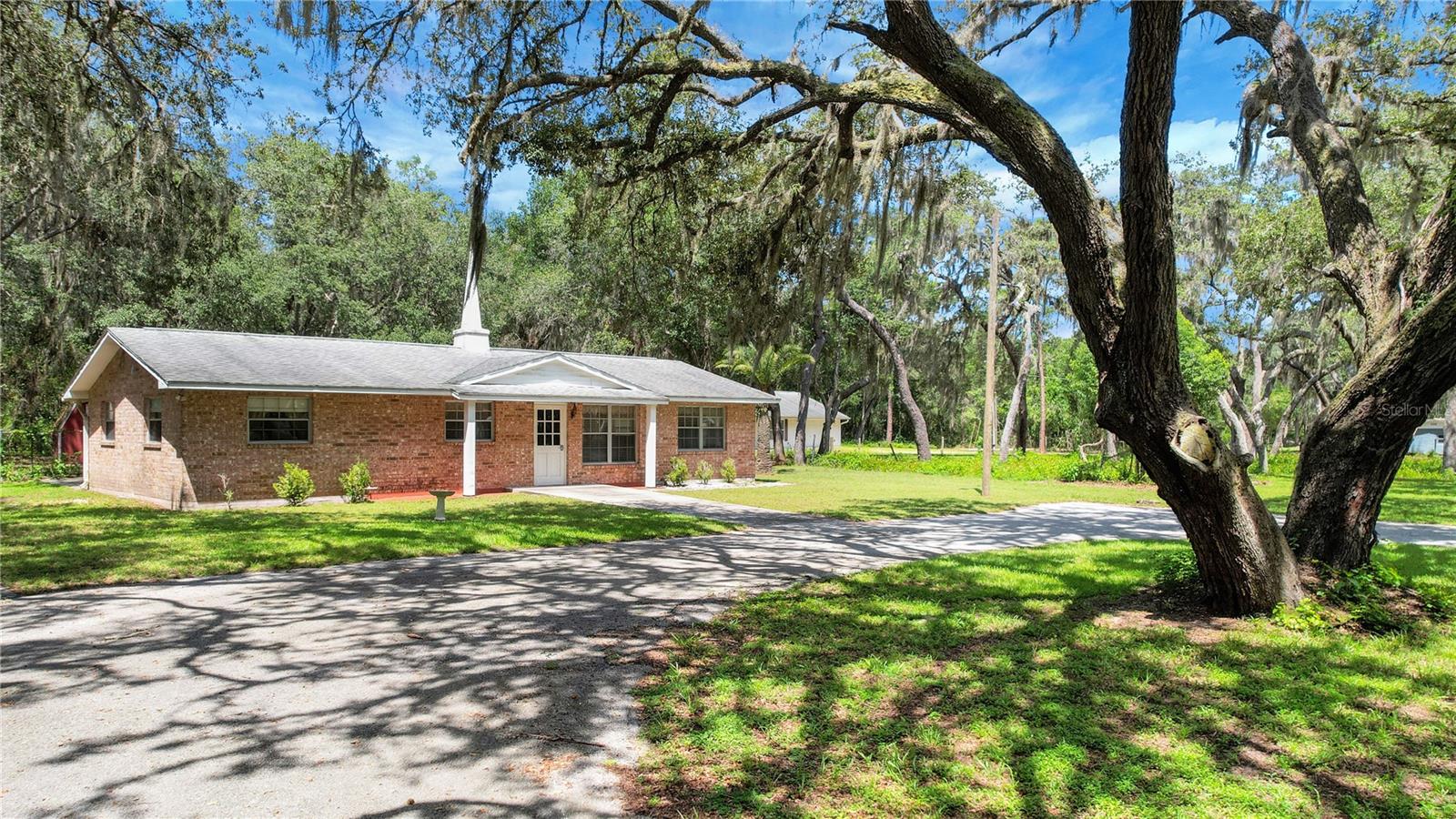 CATHEDRAL ARCH ESTATES - Residential