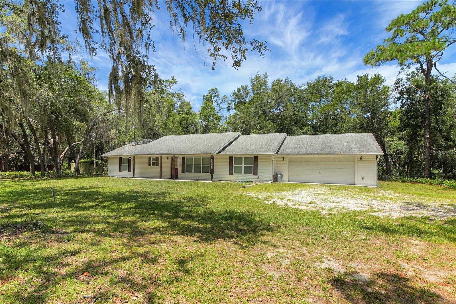CATHEDRAL ARCH ESTATES - Residential