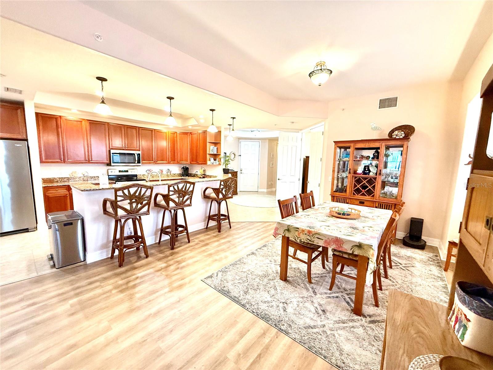 OUTLOOK COVE - Residential