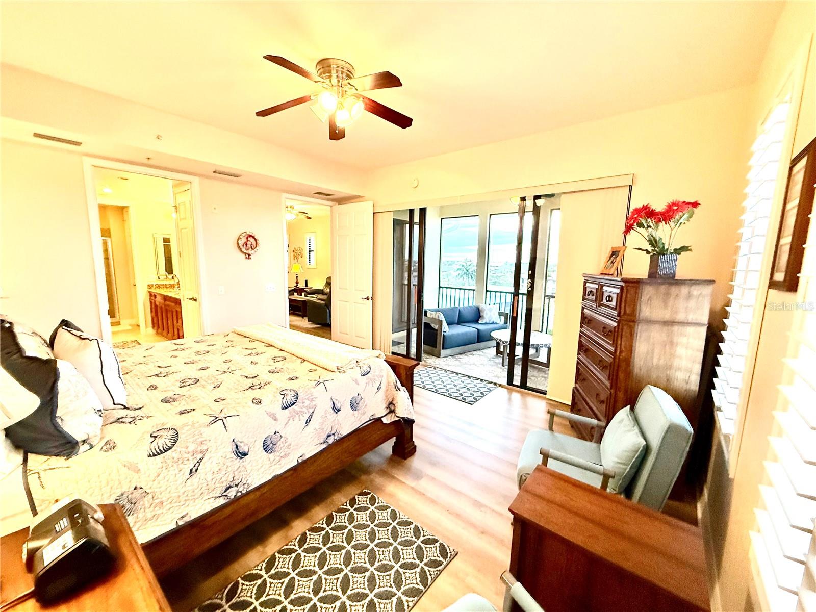 OUTLOOK COVE - Residential