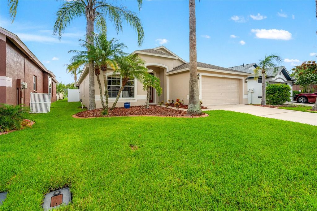 Photo of 31528 Wrencrest Drive, Wesley Chapel, FL 33543 (MLS # TB8408017)