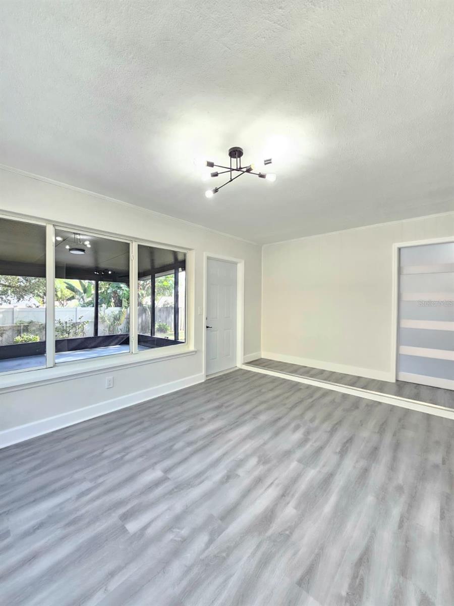 FOREST HILLS ESTATES - Residential