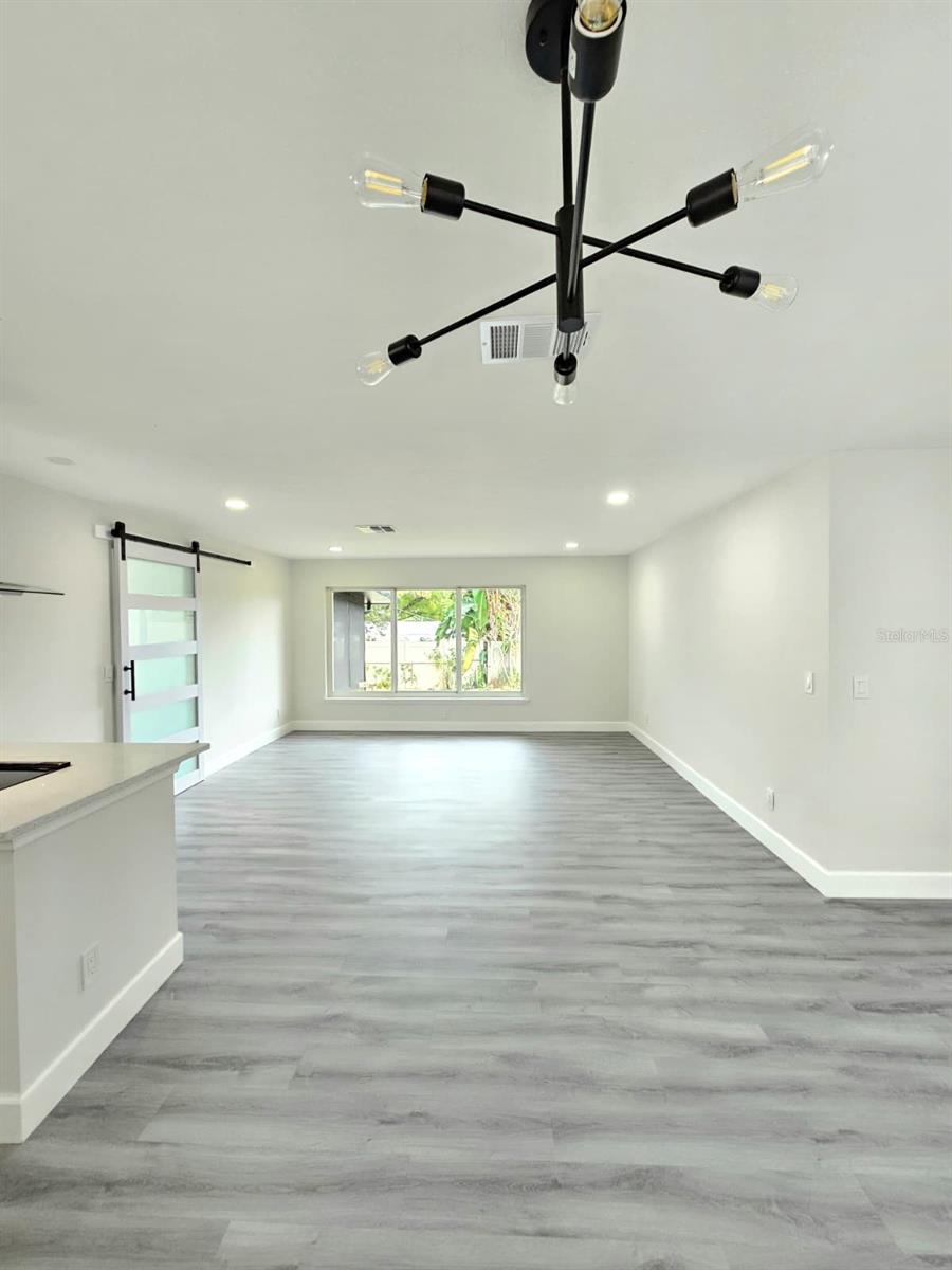 FOREST HILLS ESTATES - Residential