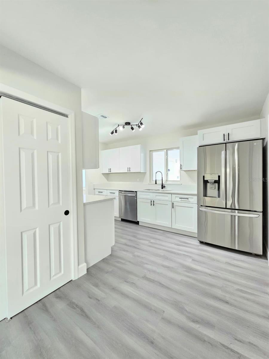 FOREST HILLS ESTATES - Residential