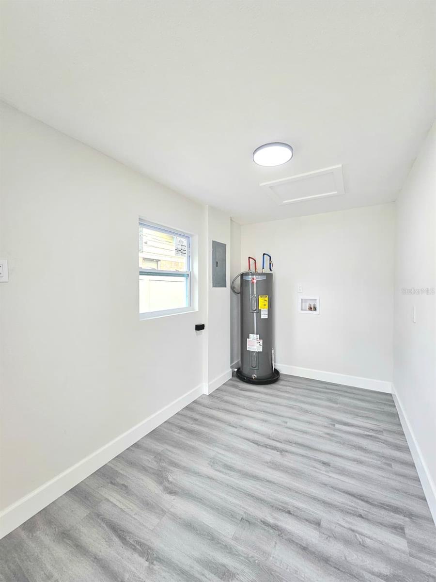 FOREST HILLS ESTATES - Residential