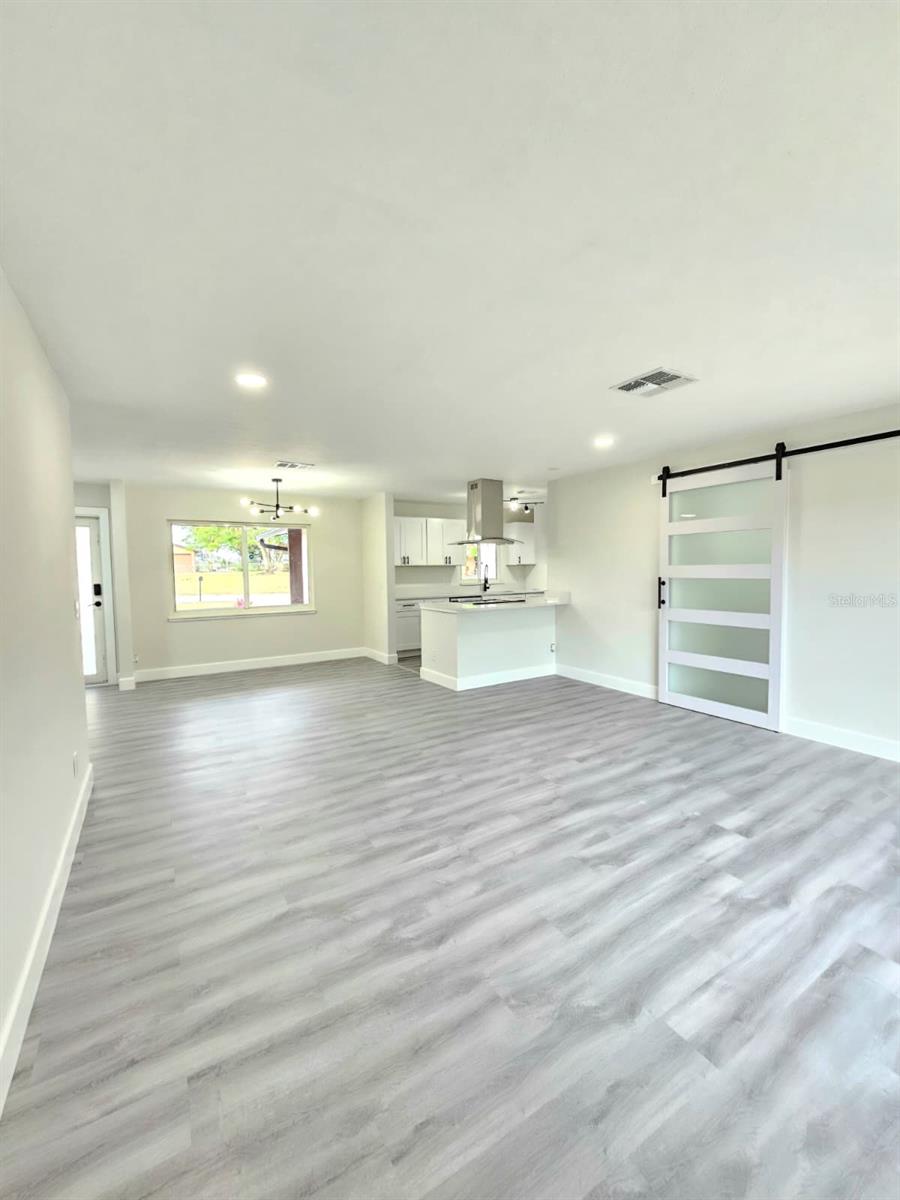 FOREST HILLS ESTATES - Residential