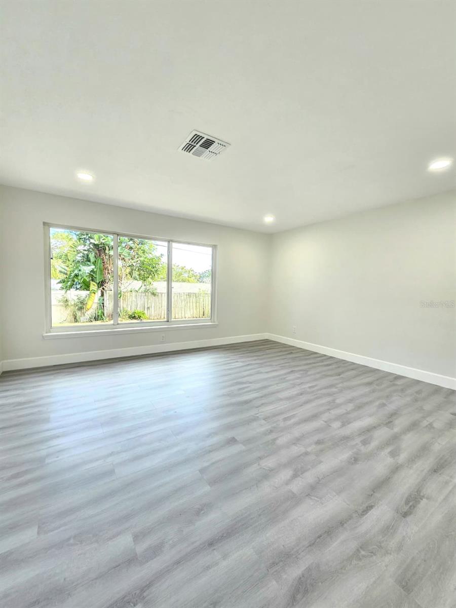 FOREST HILLS ESTATES - Residential