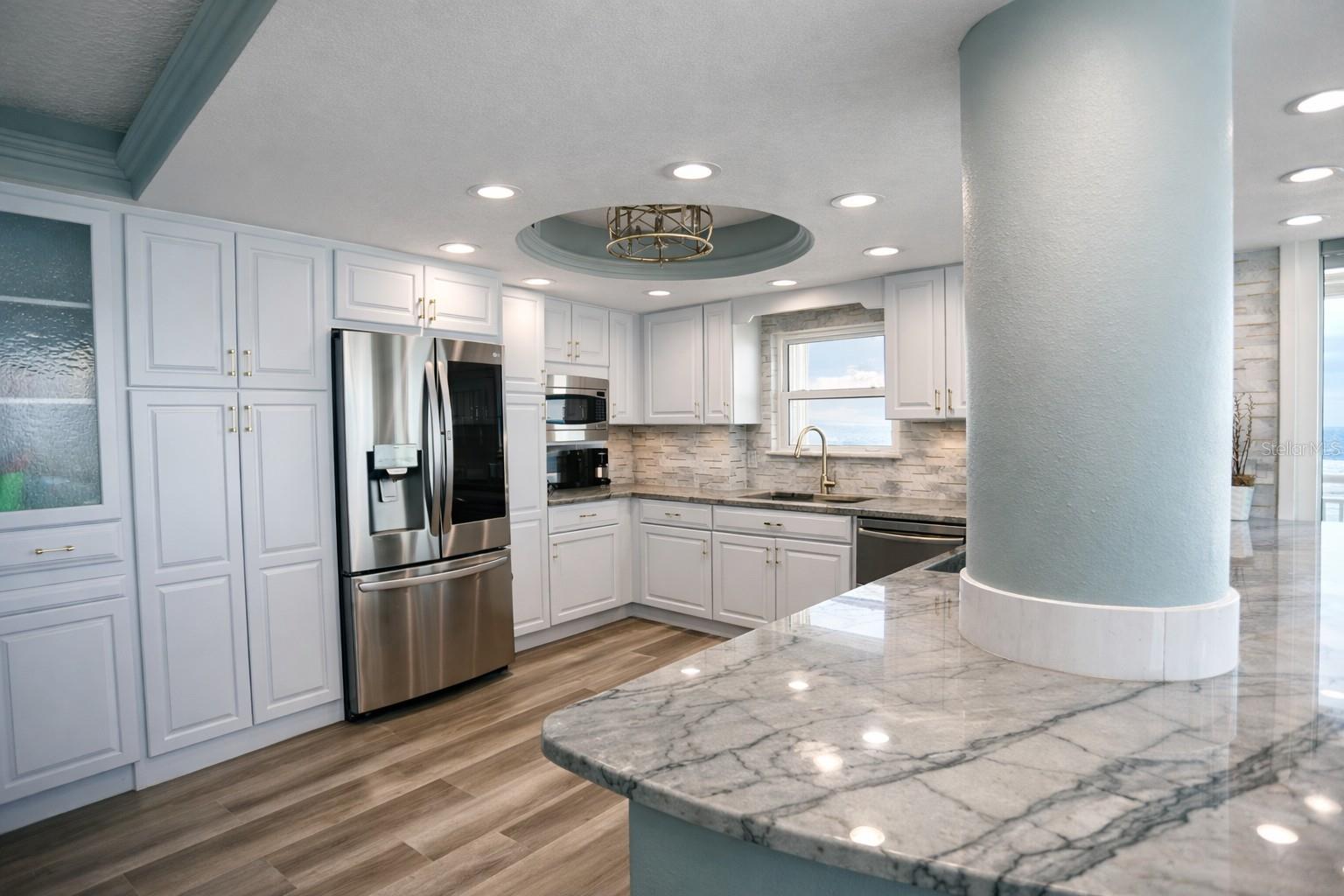 877 N HIGHWAY A1A 803