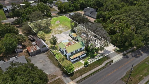 Photo of 605 S Main Avenue, Minneola, FL 34715 (MLS # G5116027)