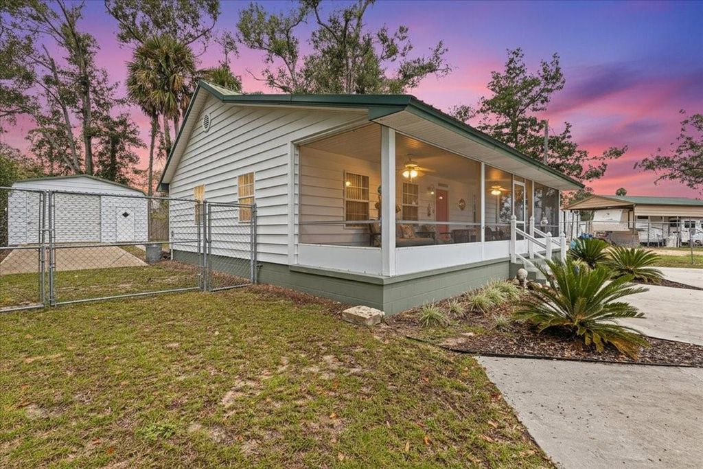Photo of 5492 SW 358 Highway, Steinhatchee, FL 32359 (MLS # W7879583)