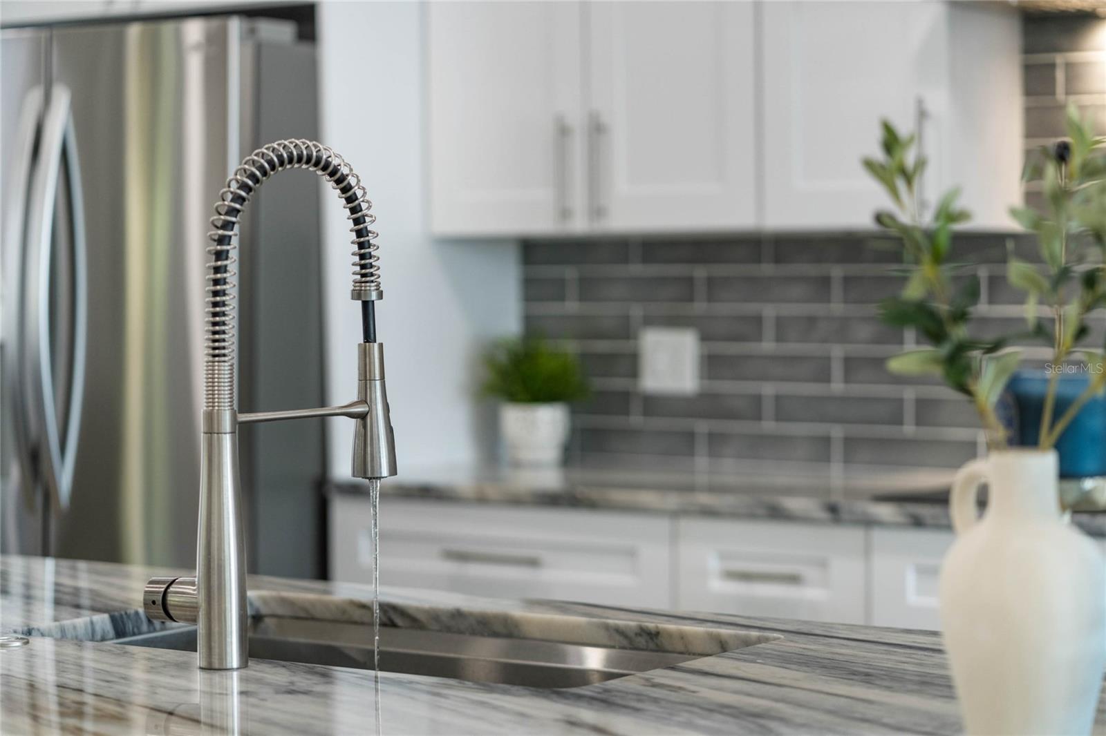 LAKE MARY JANE SHORES - Residential