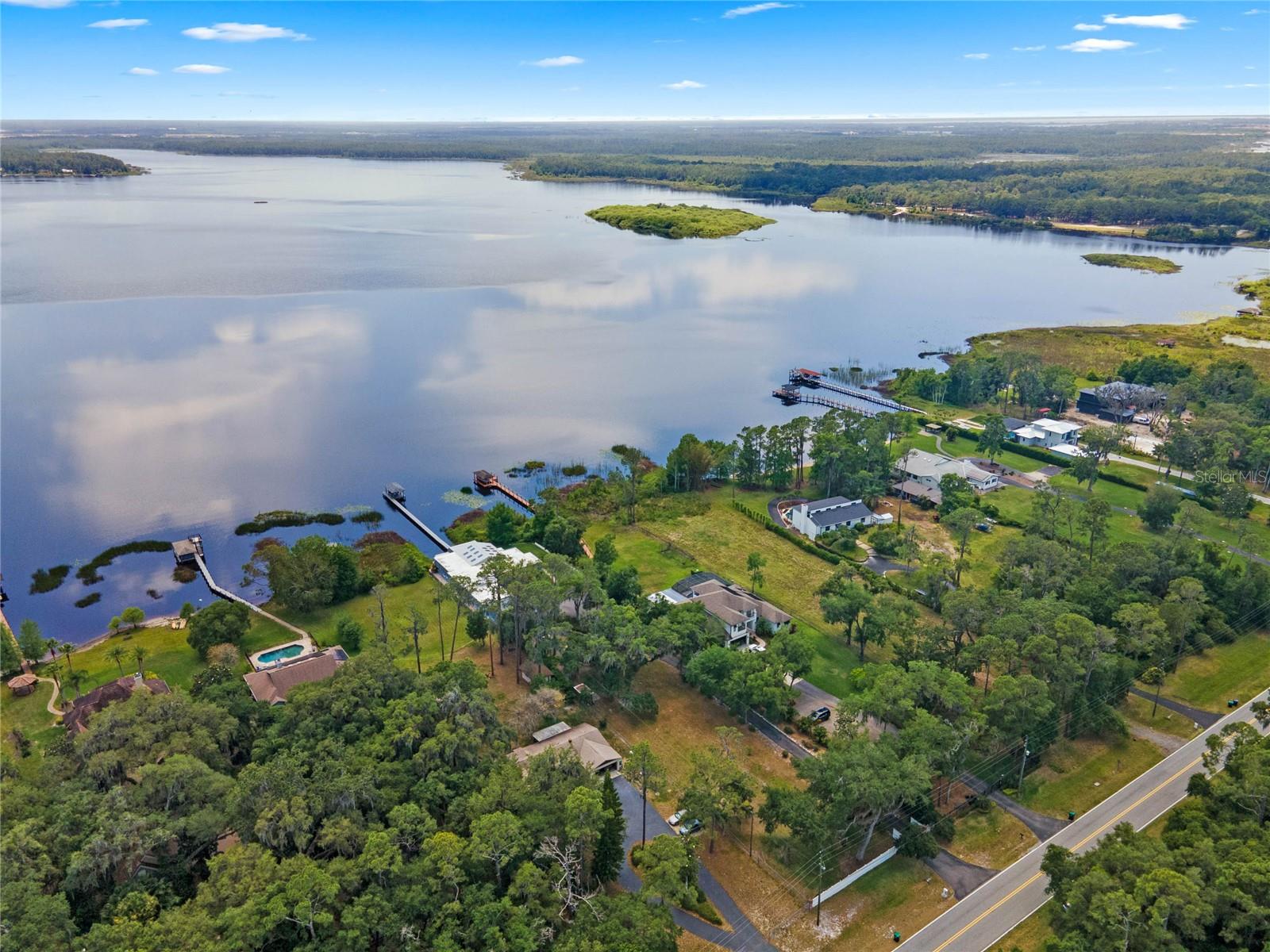 LAKE MARY JANE SHORES - Residential