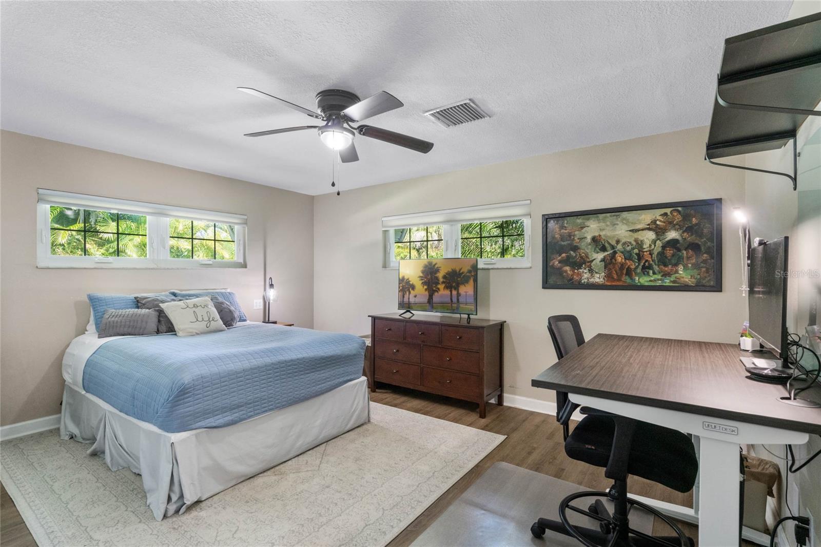 LAKE MARY JANE SHORES - Residential