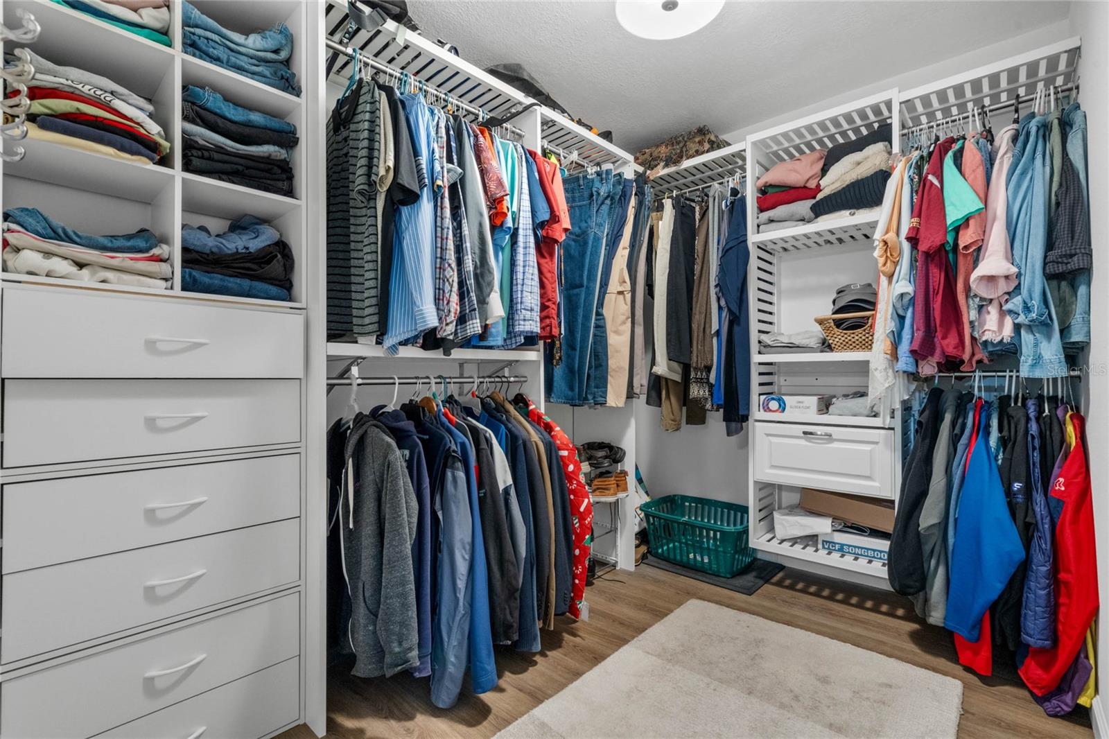 LAKE MARY JANE SHORES - Residential