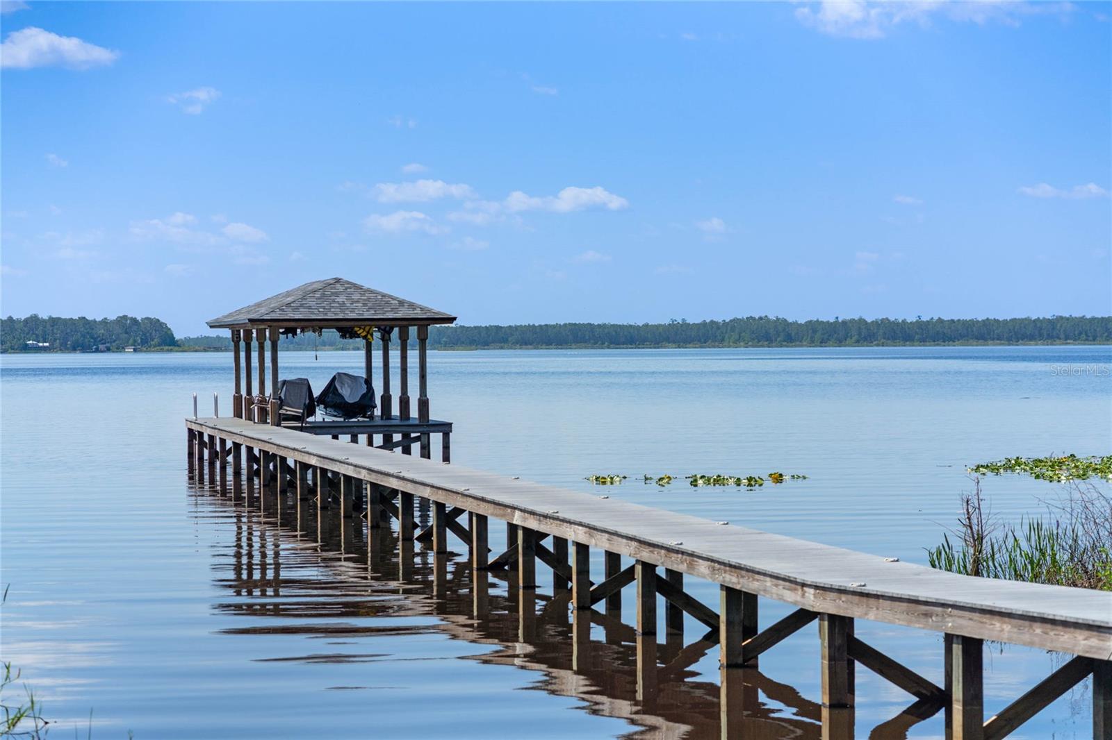 LAKE MARY JANE SHORES - Residential