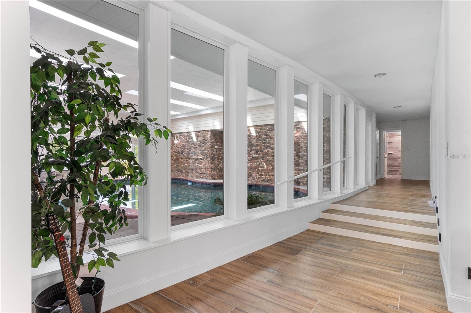 LAKE MARY JANE SHORES - Residential