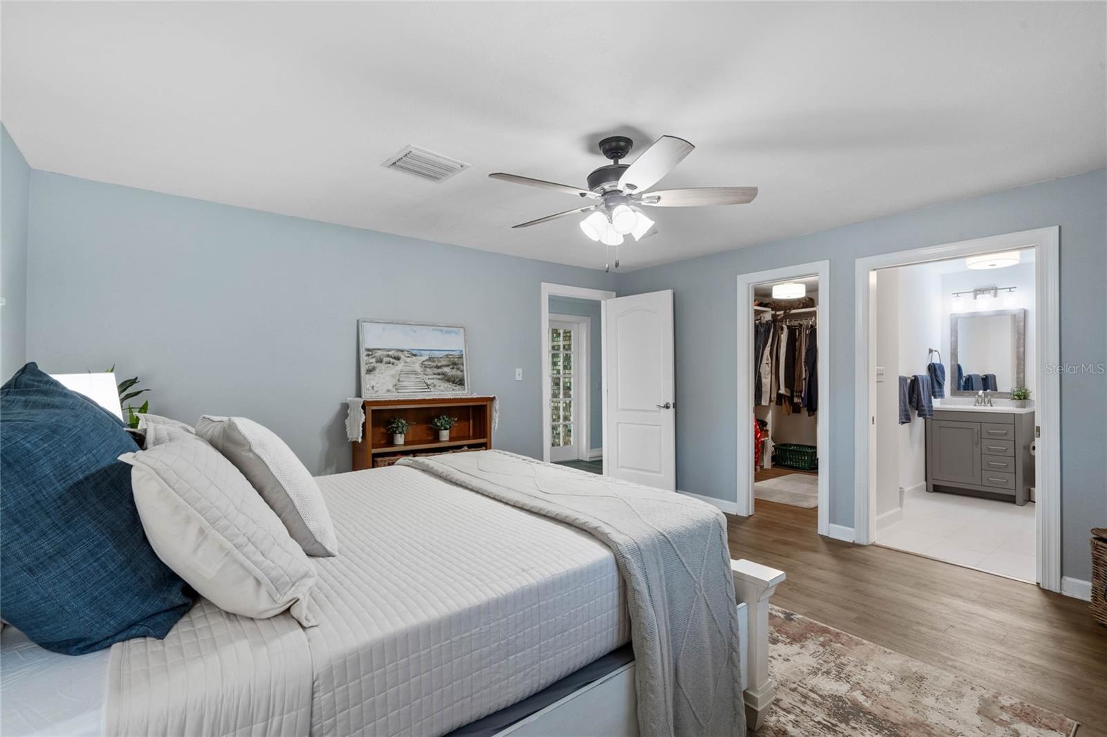 LAKE MARY JANE SHORES - Residential