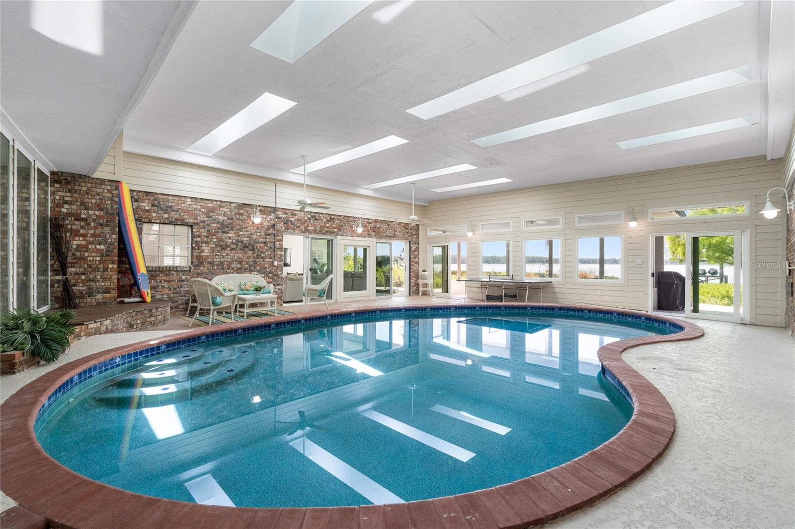 LAKE MARY JANE SHORES - Residential