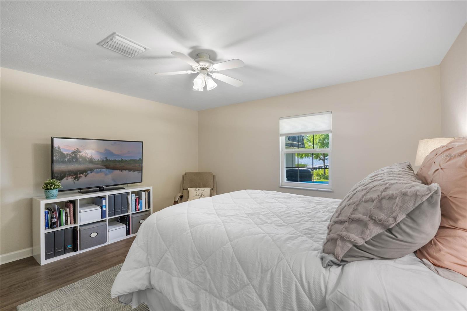 LAKE MARY JANE SHORES - Residential