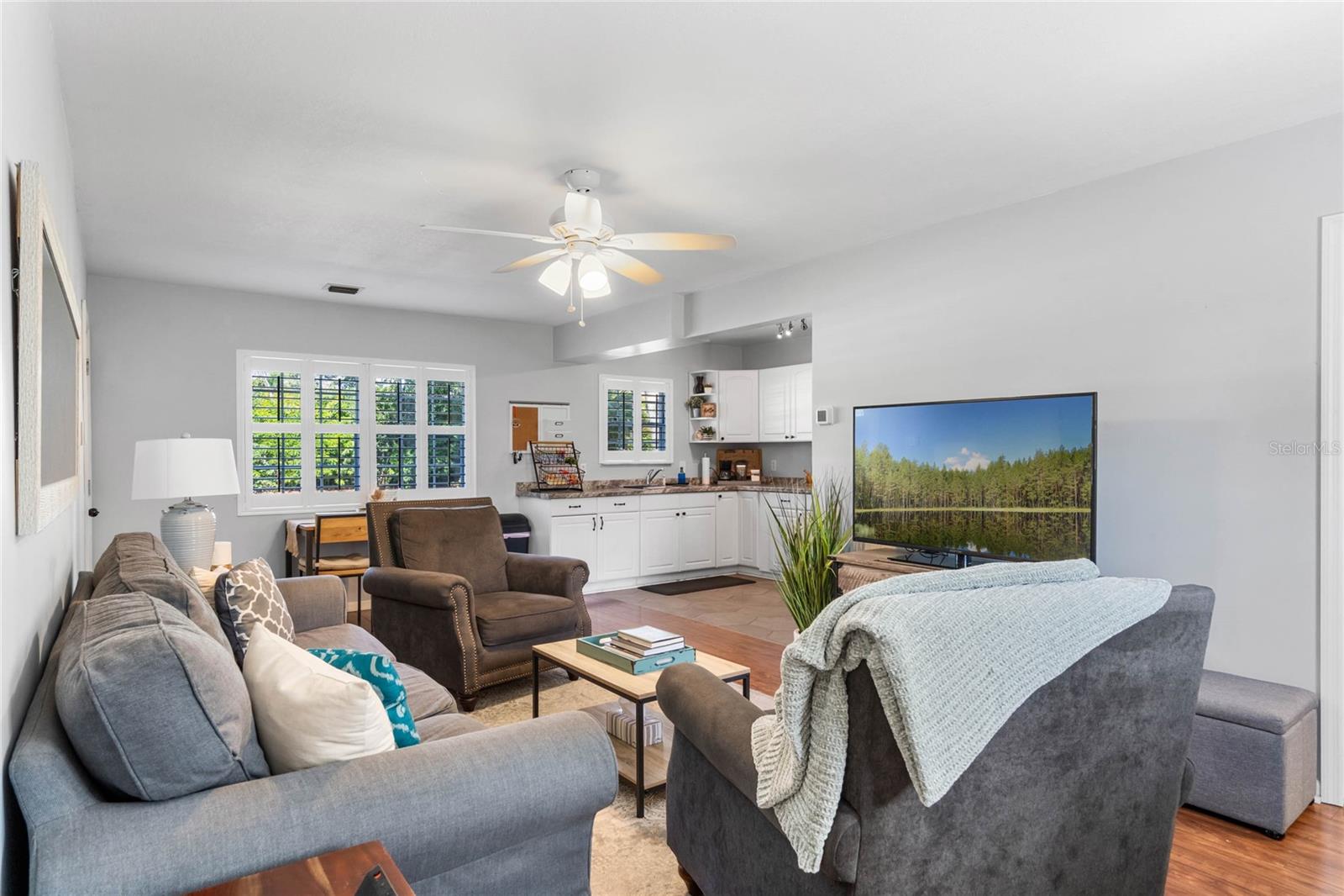 LAKE MARY JANE SHORES - Residential